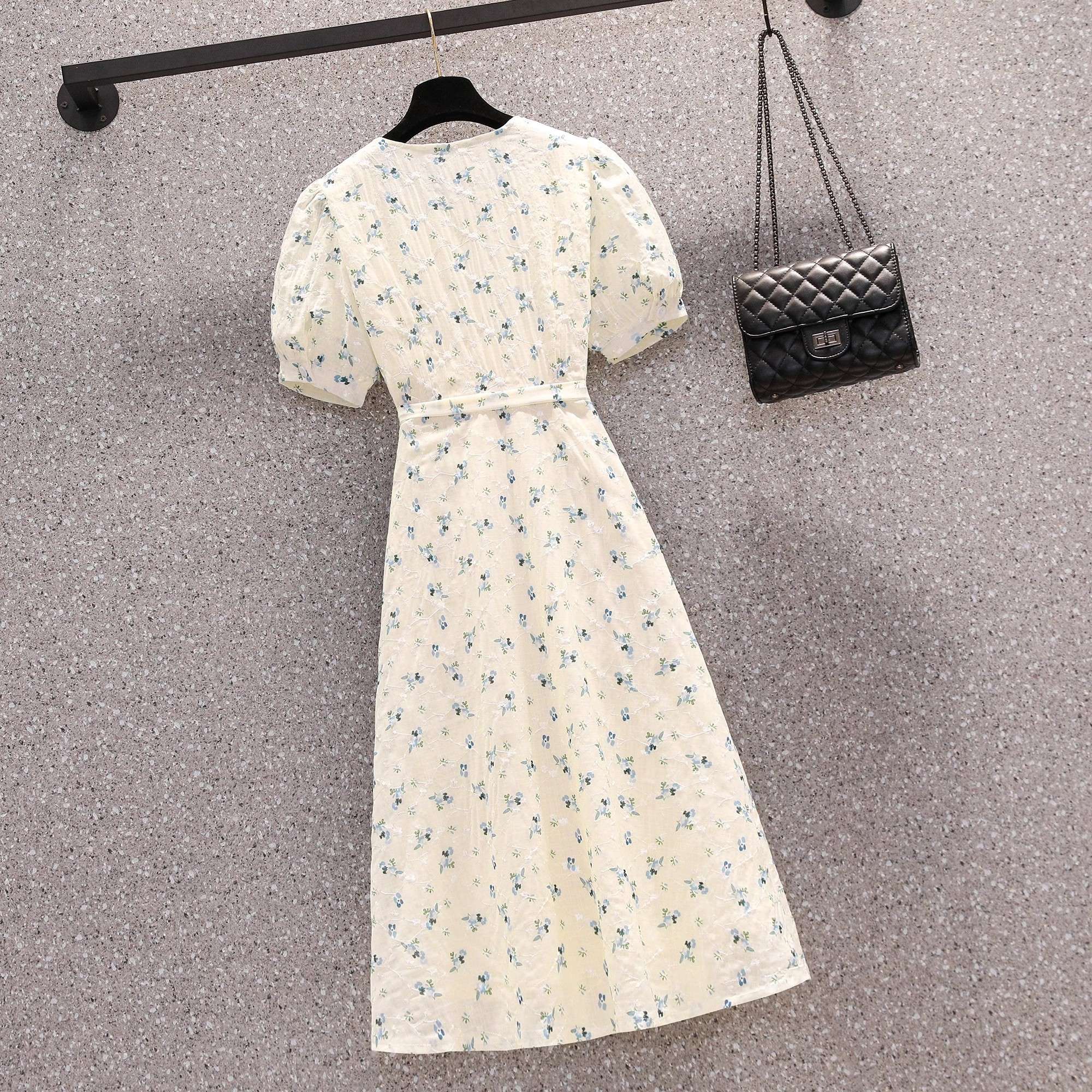 オフィスカジュアル  花柄シフォンラップワンピース