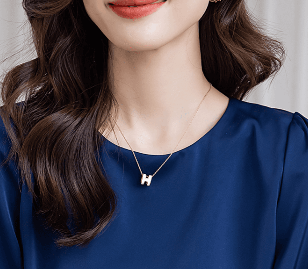 オフィスカジュアル レディース ラウンドネックシフォンブラウス