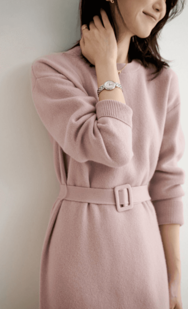 オフィスカジュアル レディース 顔まわりスッキリラウンドネック ワンピース