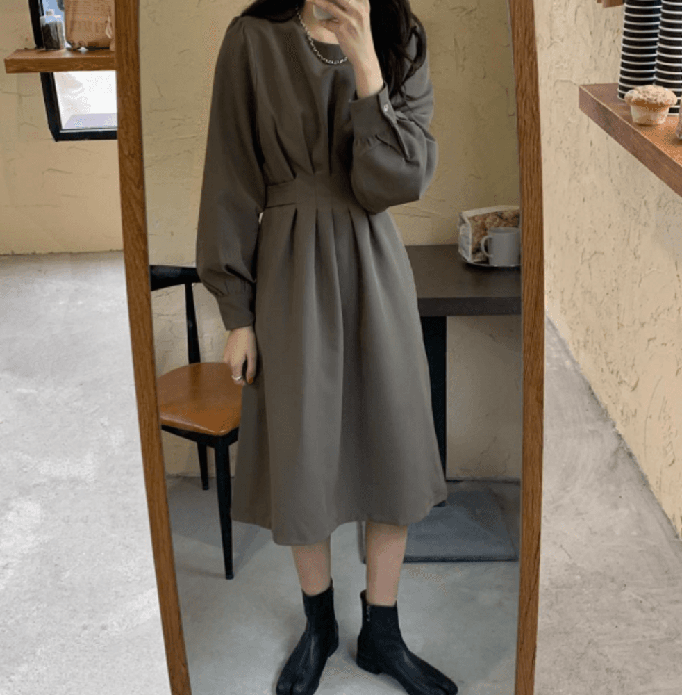 オフィスカジュアル レディース 緩すぎない絶妙なシルエット ワンピース